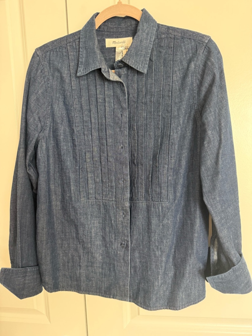 Madewell NWT Dark Chambray Button-Front Shirt with Pintuck Front
